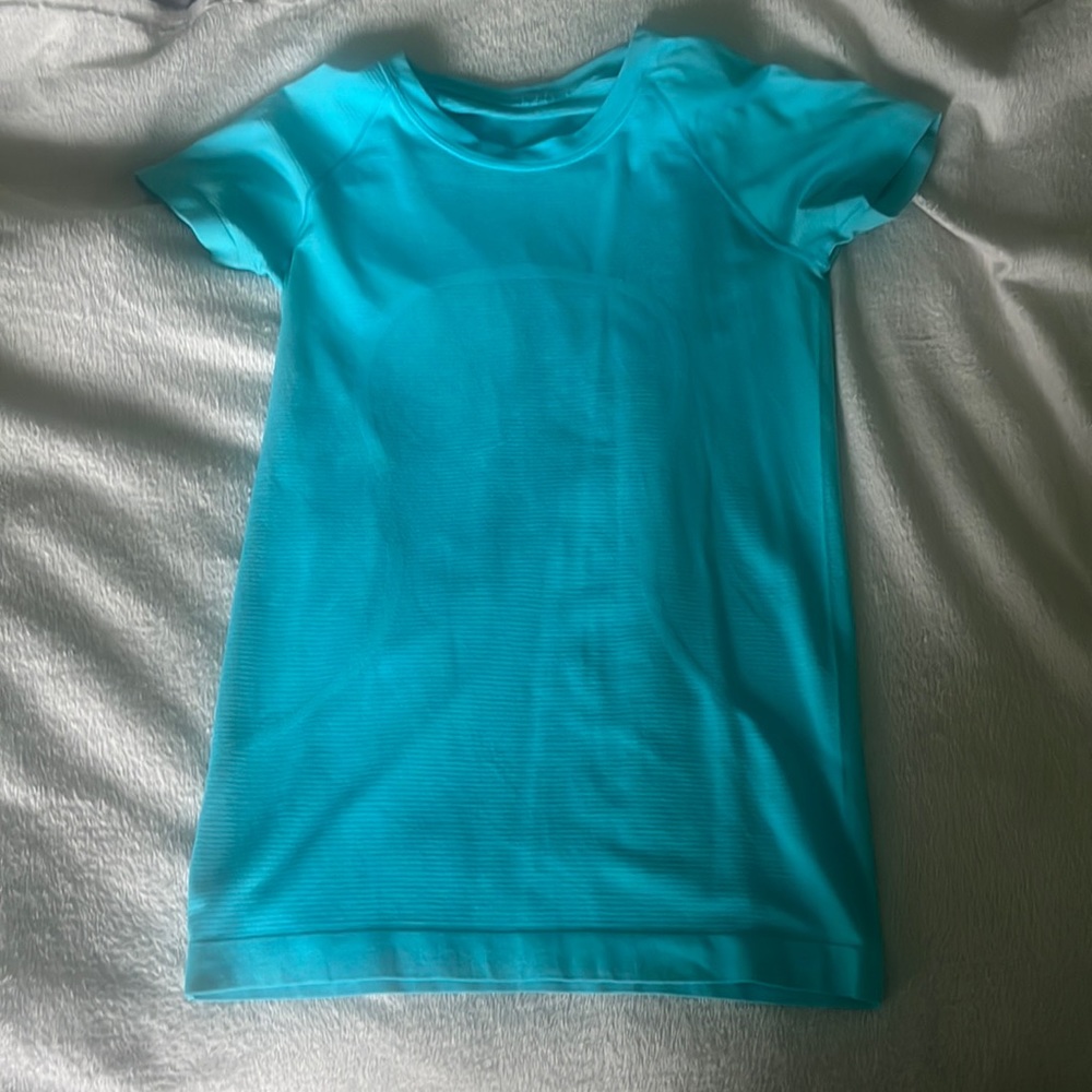 Lululemon short sleeve swiftly tech
